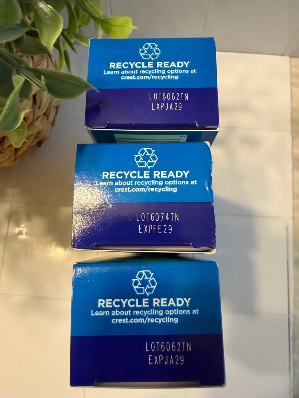 Crest plus Scope Whitening Toothpaste - Blue & Teal Packaging (3-Pack)